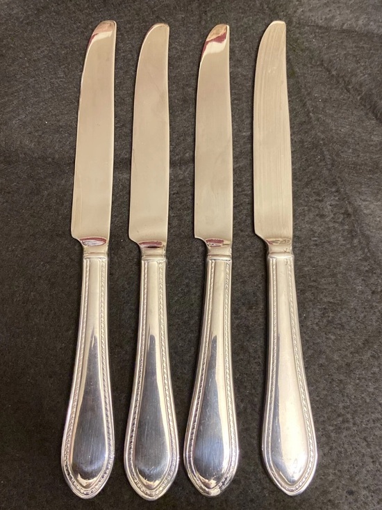 Reed & Barton Other - Reed & Barton Logo Stainless Lot of 4 Flatware Knives Set 9.5 Length.